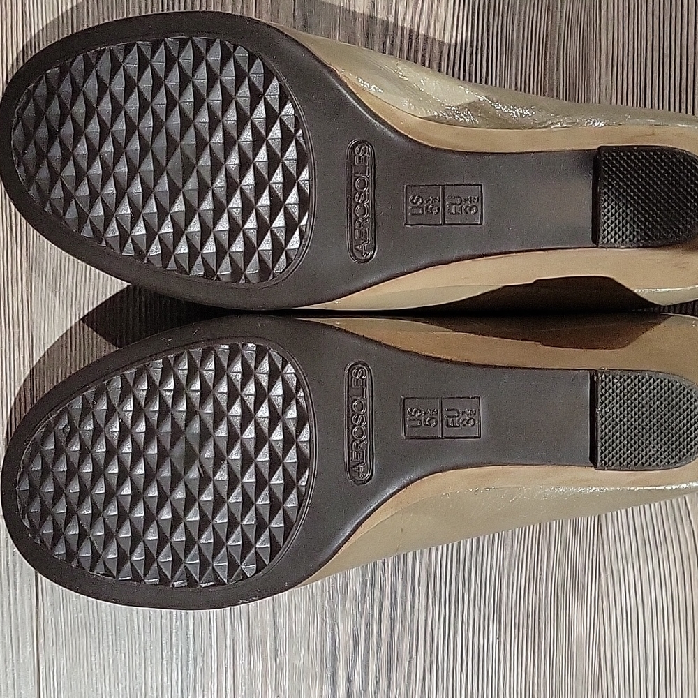 Aerosoles suede wedges - Picture 5 of 5